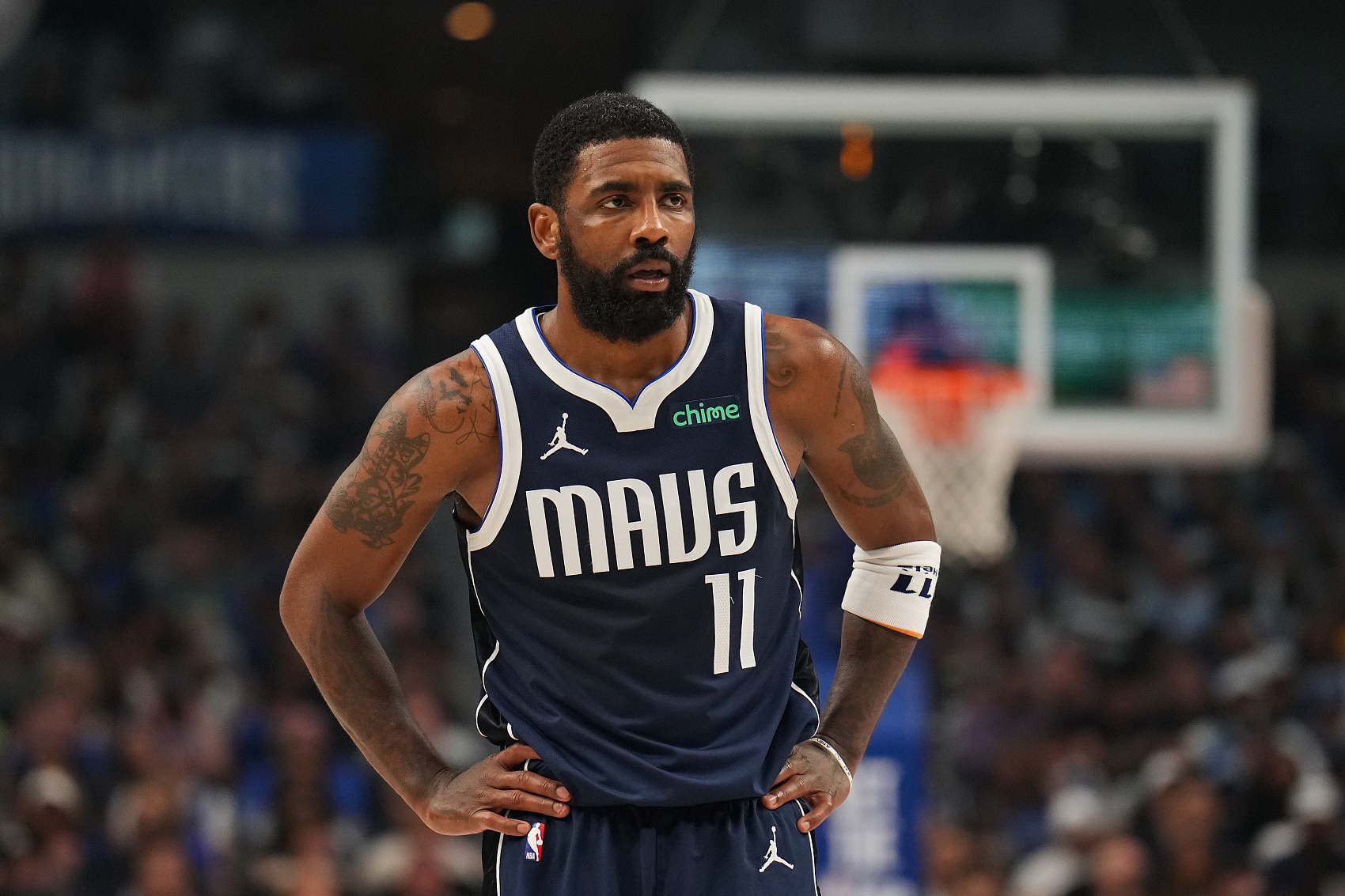 而不是盲目 而不是盲目